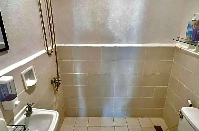 West Side Inn 4*